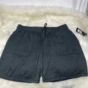 Men’s large RVCA able short 18 inches